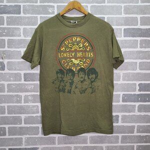 2006 Apple Corp THE BEATLES Sgt. Pepper's Lonely Hearts Club Band shirt